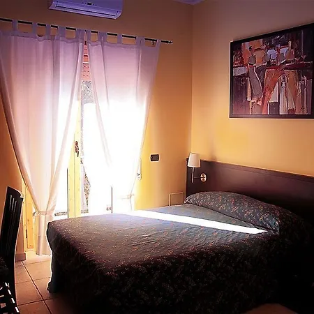 Hotel Fenix Valmontone